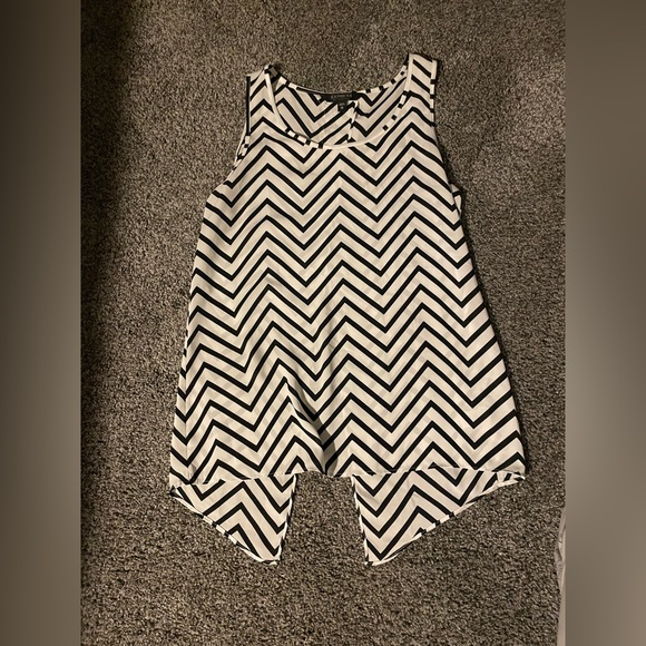 Express Tops - White & black shirt